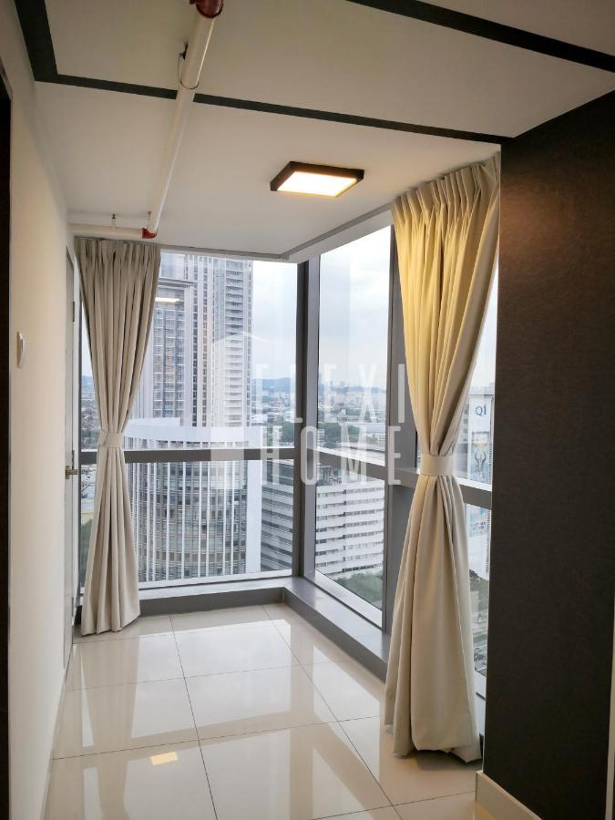 Pinnacle Pj, Romantic City View, 1-4 Guests Designed Duplex Home By Flexihome-My Petaling Jaya Exterior photo